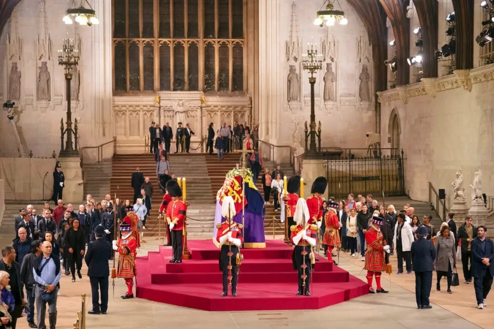 英國會下禁令！中國代表團難進西敏廳　瞻仰女王靈柩恐碰壁