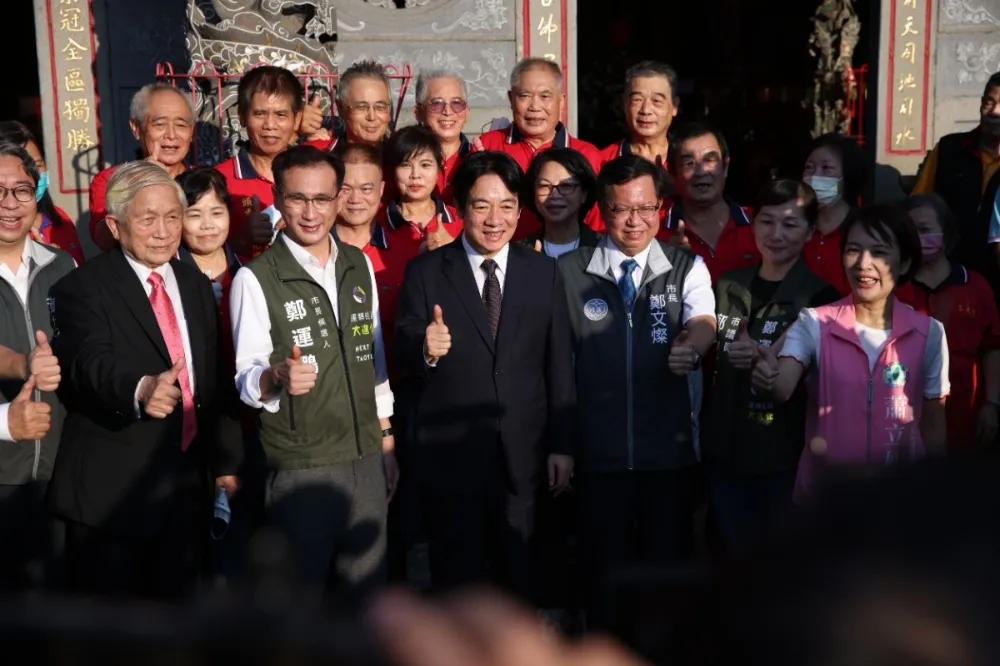 替鄭運鵬助選！與賴清德同框再掀2024話題　鄭文燦闢謠「我們是一個團隊」