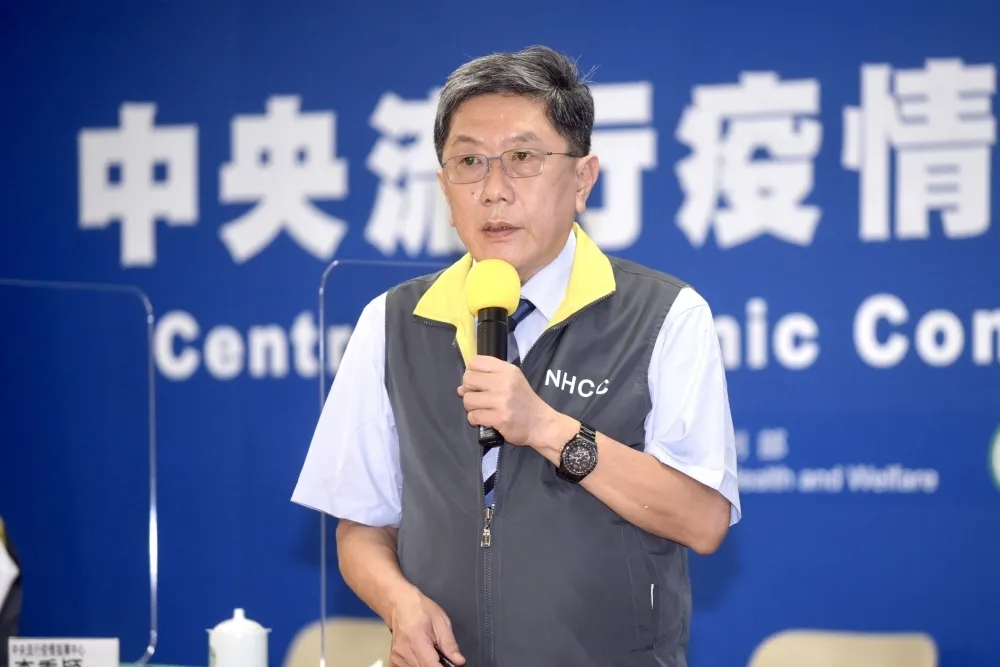 高端疫苗遲遲未獲國際認證　李秉穎直言：WHO做事太慢