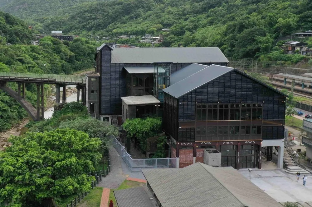 猴硐瑞三整煤廠開幕！木造建築、歷史文物再現礦業風華　首創「選洗煤運作與生產流程」主題展