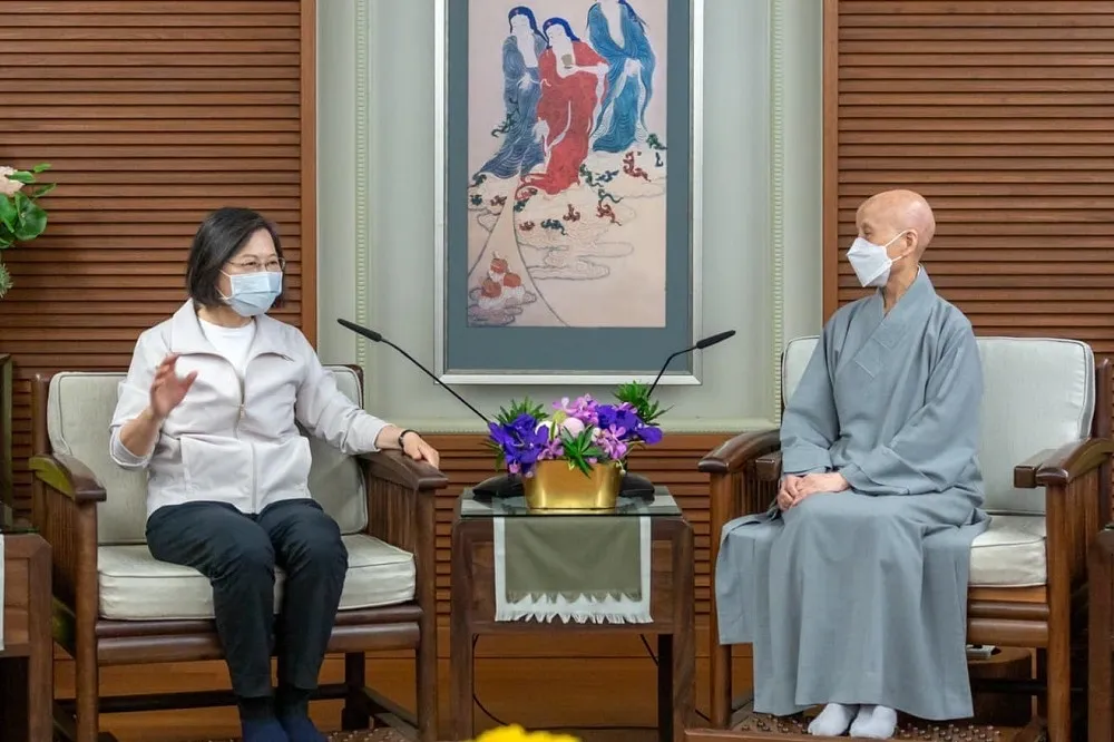 防災日修補關係？趁勘災空檔拜會證嚴法師　蔡英文：台灣有難都有慈濟