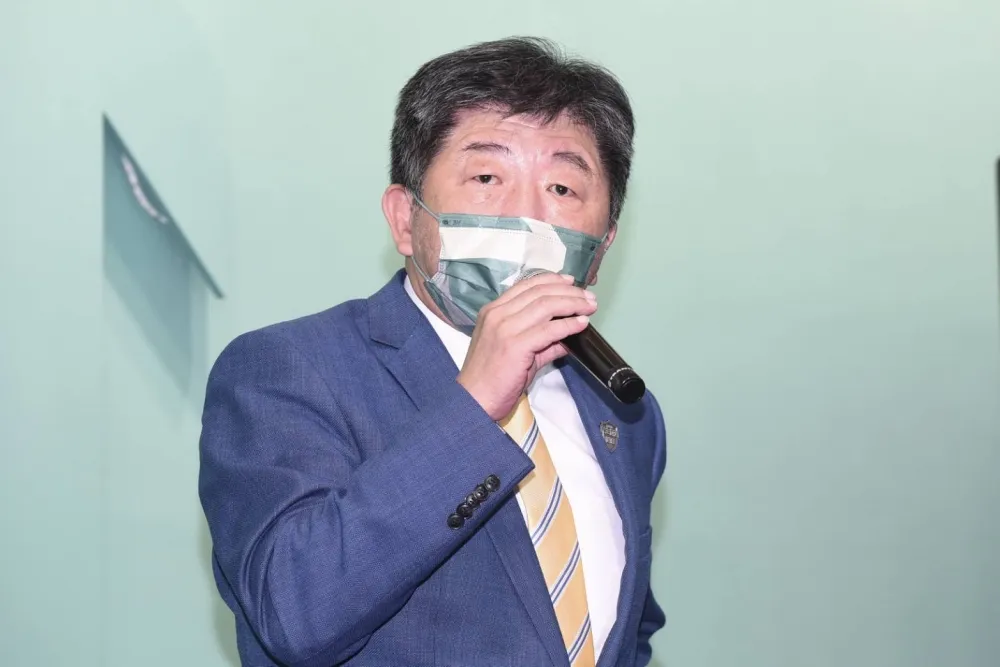 【疫苗採購藍告瀆職】陳時中嗆：法院見真章　好在沒聽朱立倫說的「再貴也要買」