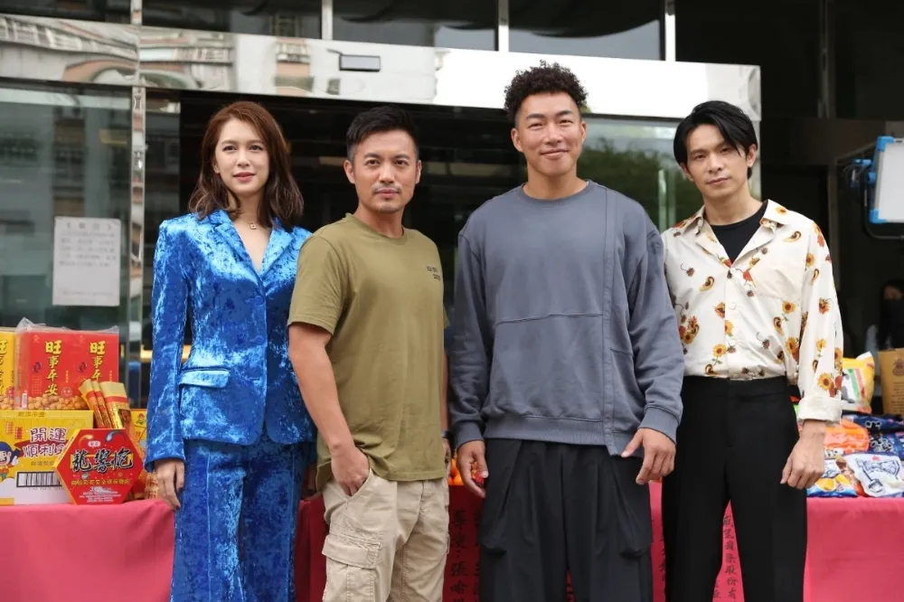 劉奕兒《我最愛的笨男人》脫上衣秀「長輩」迎接范逸臣　郭泓志初登大銀幕狂飆三字經