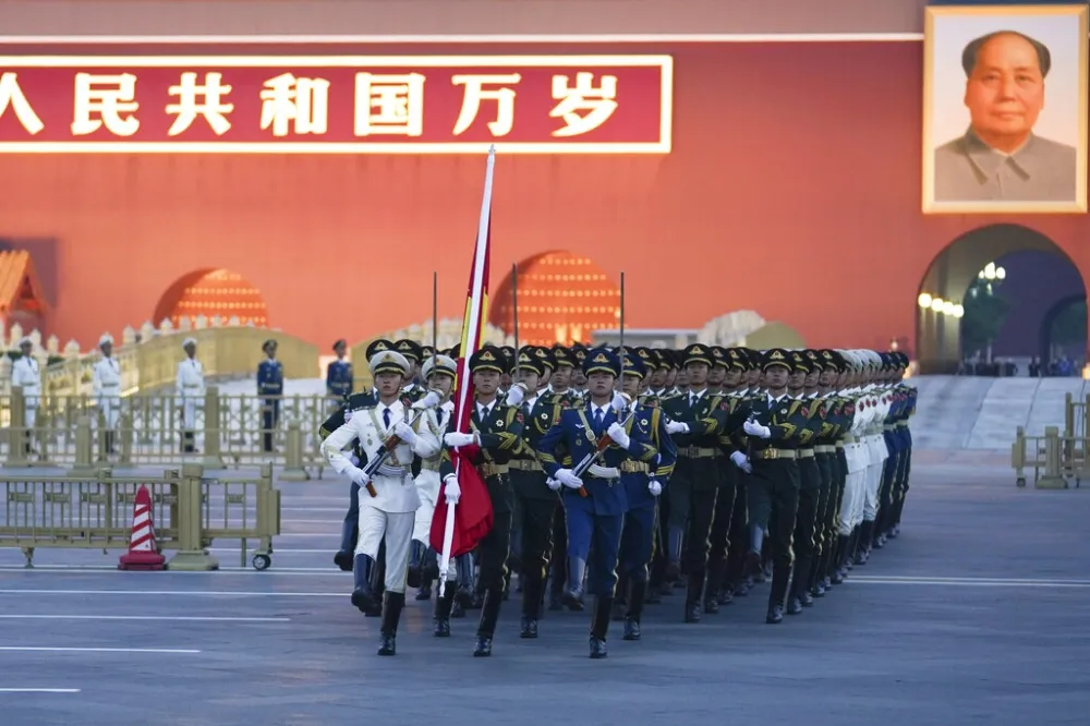 鄧聿文專欄：期望二十大出現意外　就如同小行星撞地球那樣稀少