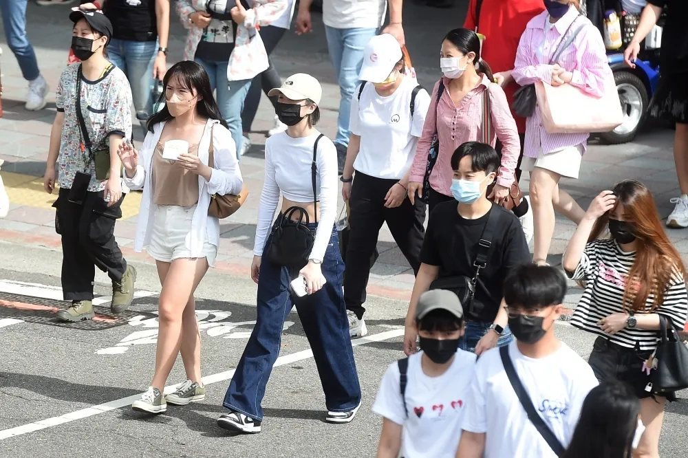 冷空氣接力！北台今飆高溫36度　明變天溫度急降