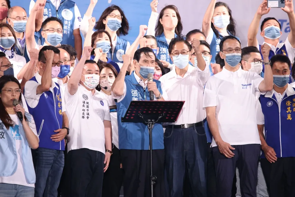 【藍營桃園萬人造勢】陸戰轉空戰催聲勢　張善政喊下架民進黨主打「藍綠對決」