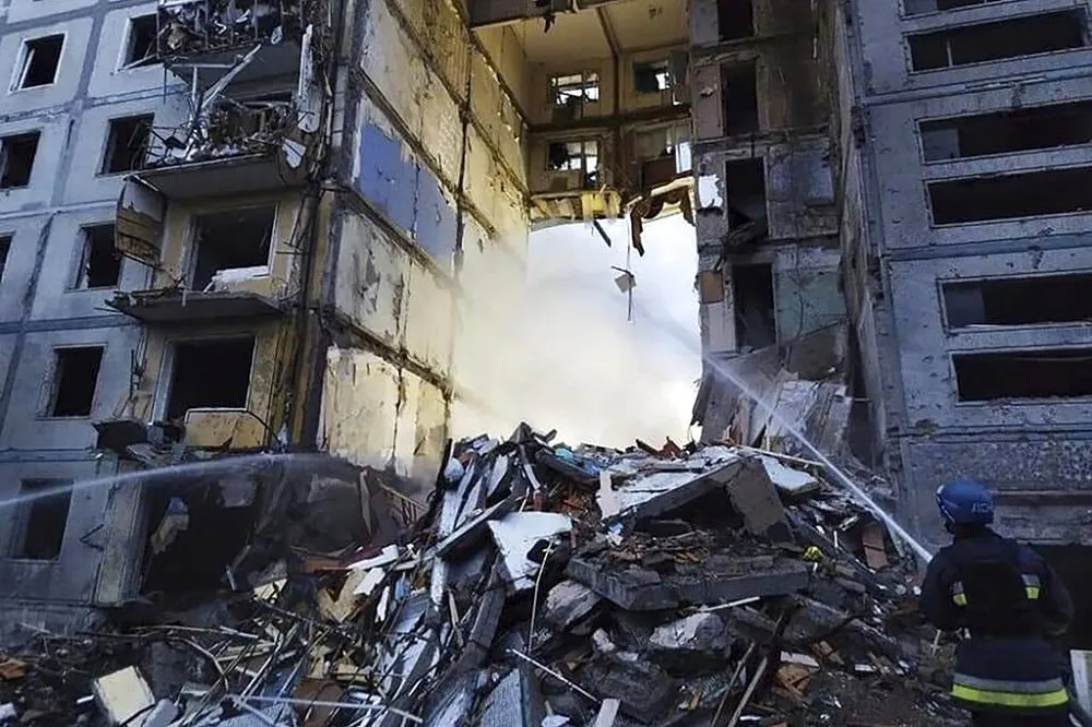 克里米亞大橋爆炸不到24小時　烏克蘭城市遭報復攻擊至少17死