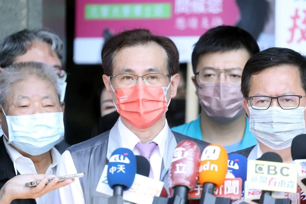 公督盟點名4度缺席立院會議　鄭運鵬嘆確診+選舉「時間有點不足」