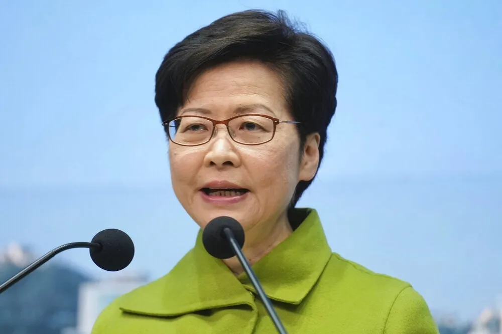 香港人會繼續給林鄭臉色看　