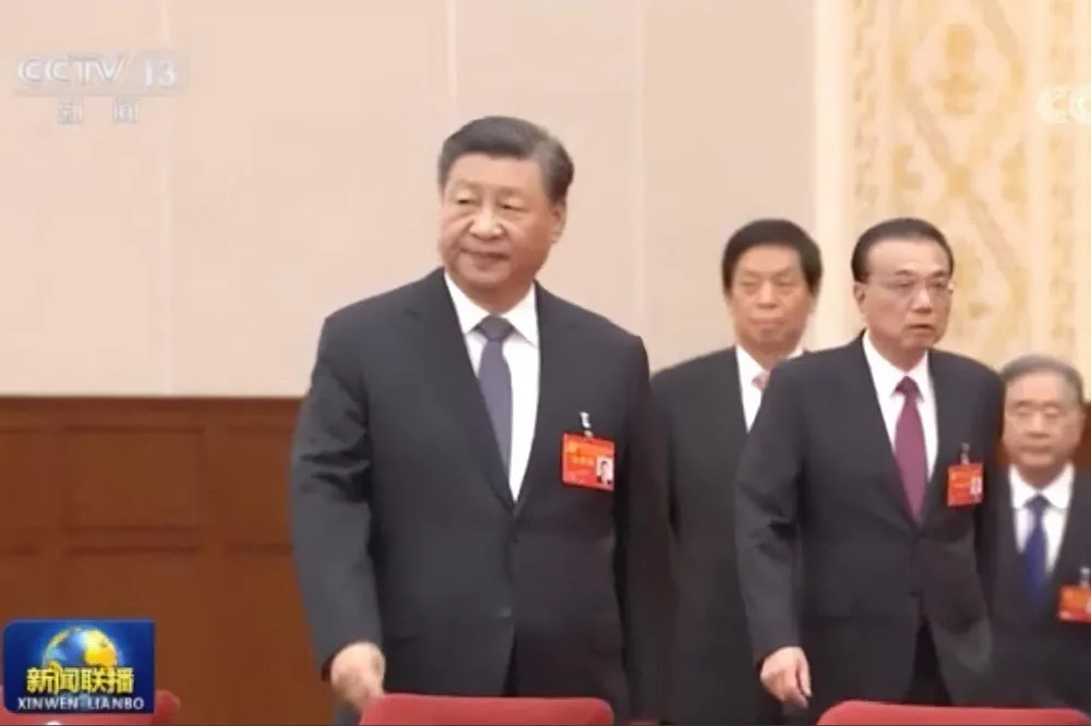 中共十九大七中全會公報　習近平邁入第三任、黨章納「完全統一」大勢底定