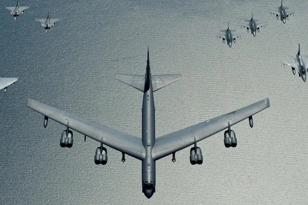 北約與俄國核武聯演分別登場　美軍出動B-52戰略轟炸機