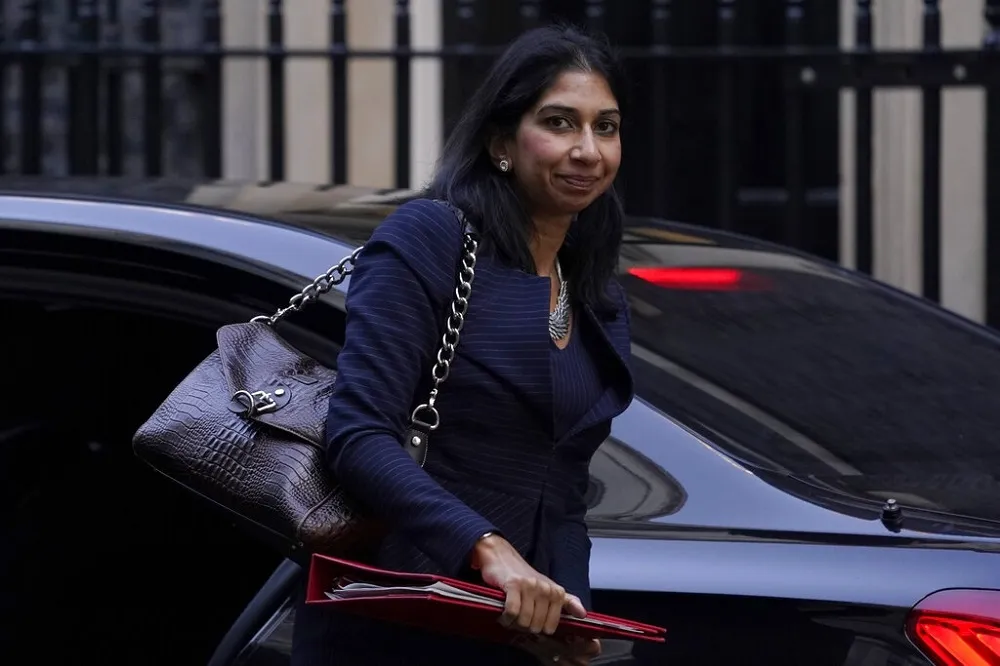 英內政大臣步財相後塵被迫下台　首相特拉斯5天內連失兩大重臣