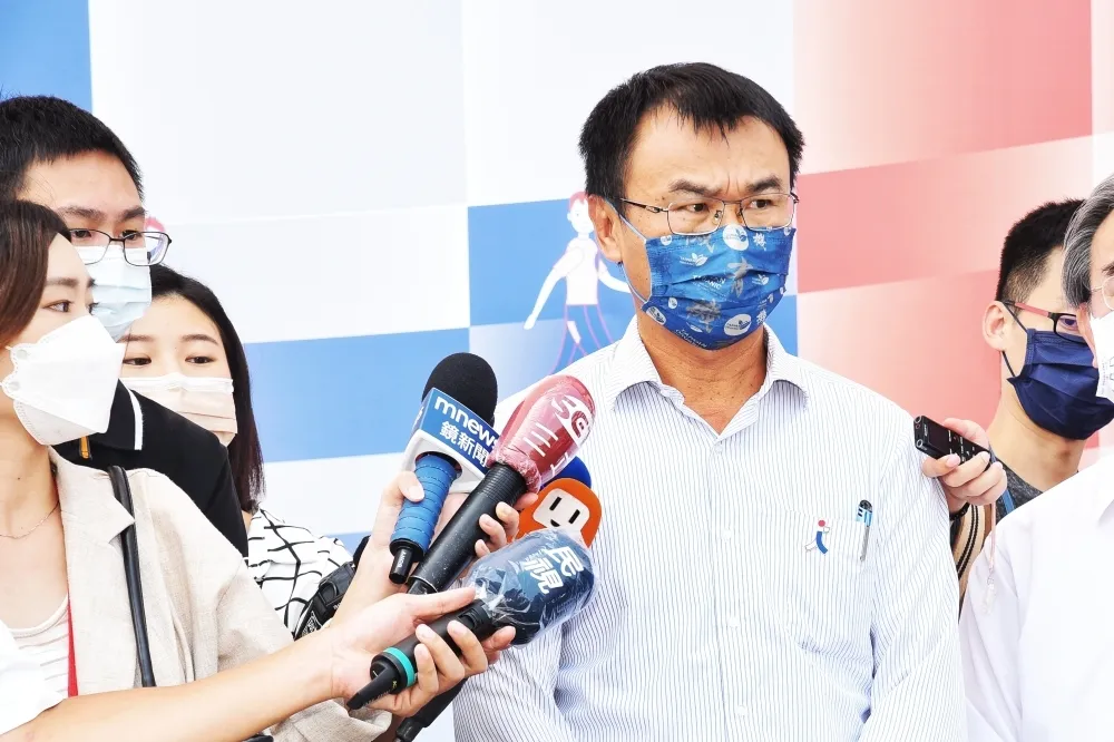 說好的石斑魚呢？開學2個月仍沒吃到　陳吉仲：這個月一定有