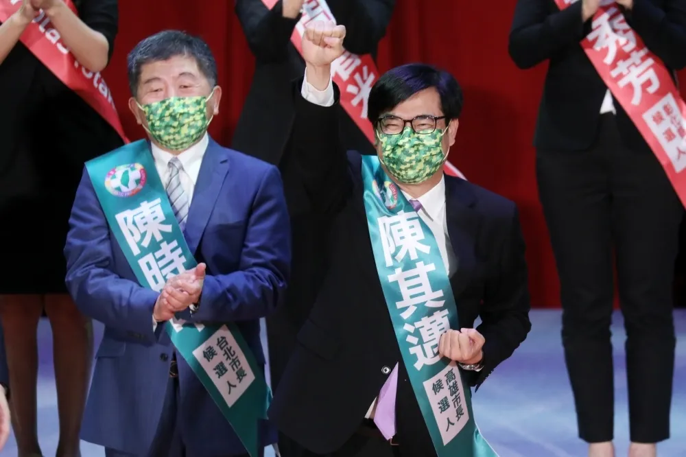 陳其邁遭國民黨指「假從醫」　高雄12醫界公會痛批藍營：操作選舉！