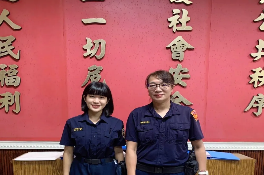 沒在怕！仙氣實習女警網咖臨檢　嬌小身材逮百公斤通緝犯