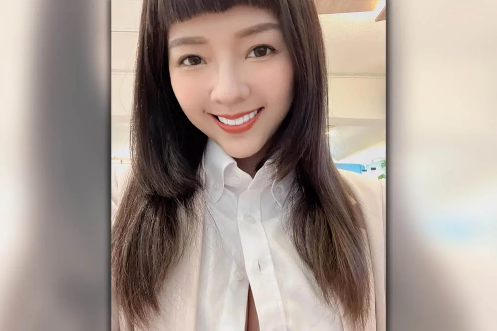 嘉市超狂議員候選人穿「爆」乳襯衫抽籤　高喊支持性專區