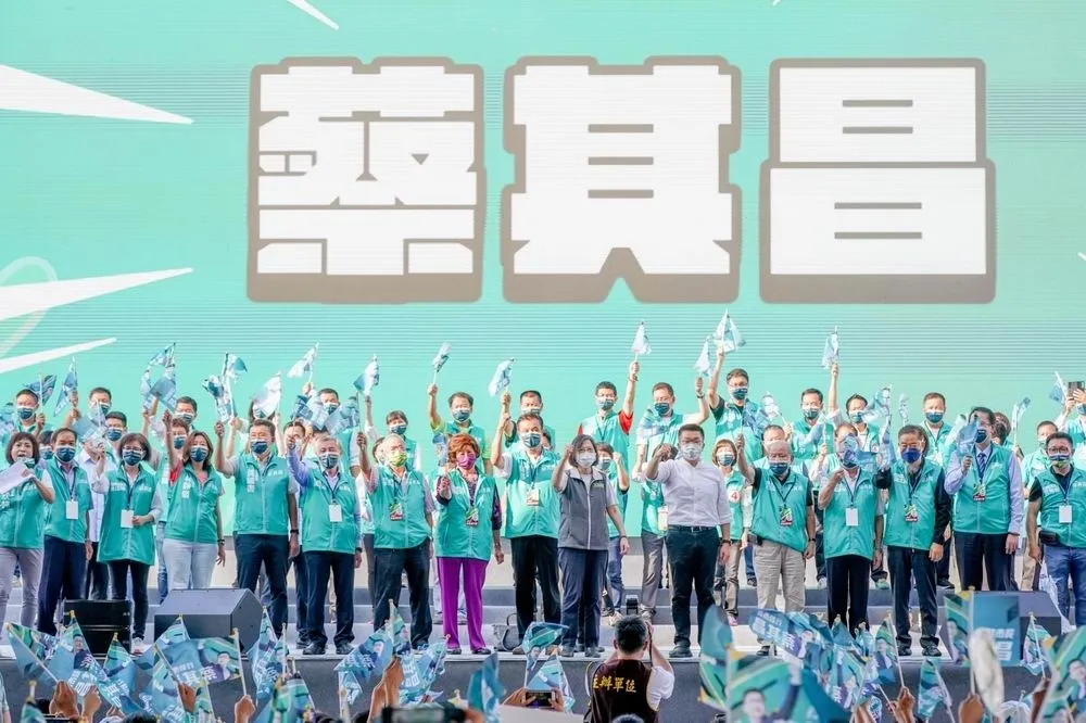 正、副總統蔡英文、賴清德聯手八度到台中站台相挺蔡其昌