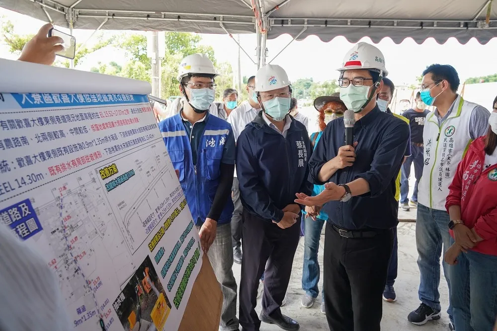 【六都第一】陳其邁上任財政亮眼　達成「111年0舉借」、「減債百億」等多張佳績