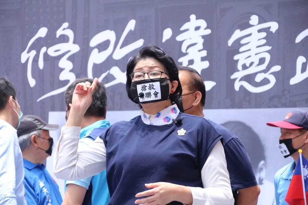 內政部要求修改章程轉為政黨　婦聯會不服提告獲勝訴　