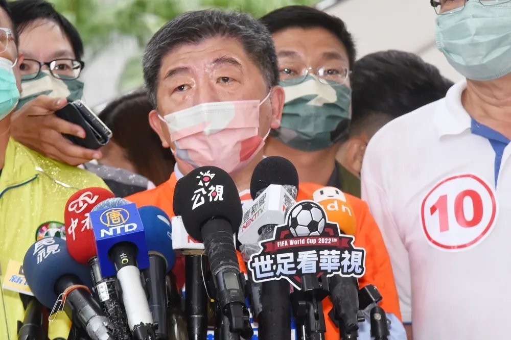 對手猛攻防疫施政　陳時中團隊列出12項謠言回擊