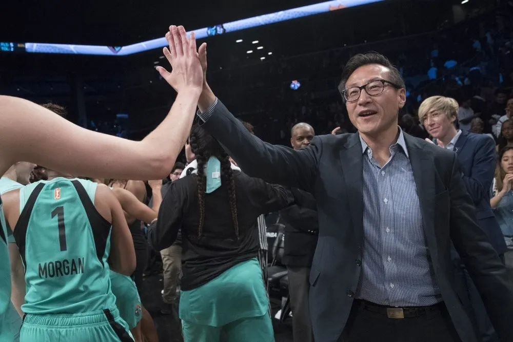 李濠仲專欄：NBA籃網隊老闆蔡崇信別把「雙標」用在台灣