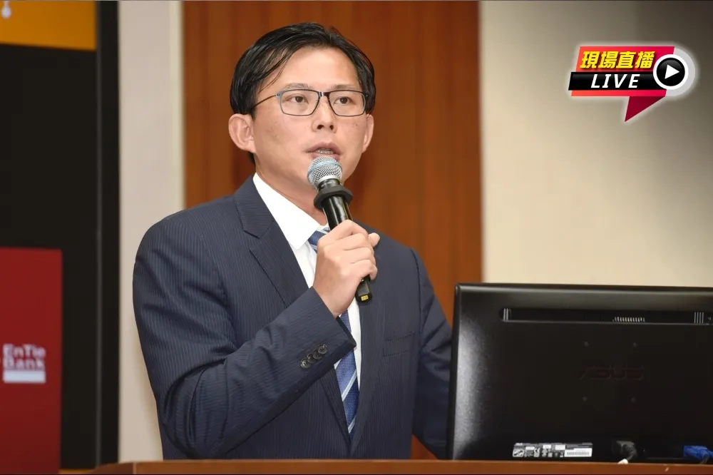 【直播】綠營「終結黑金、贏回正義」記者會　黃國昌赴民進黨部抗議