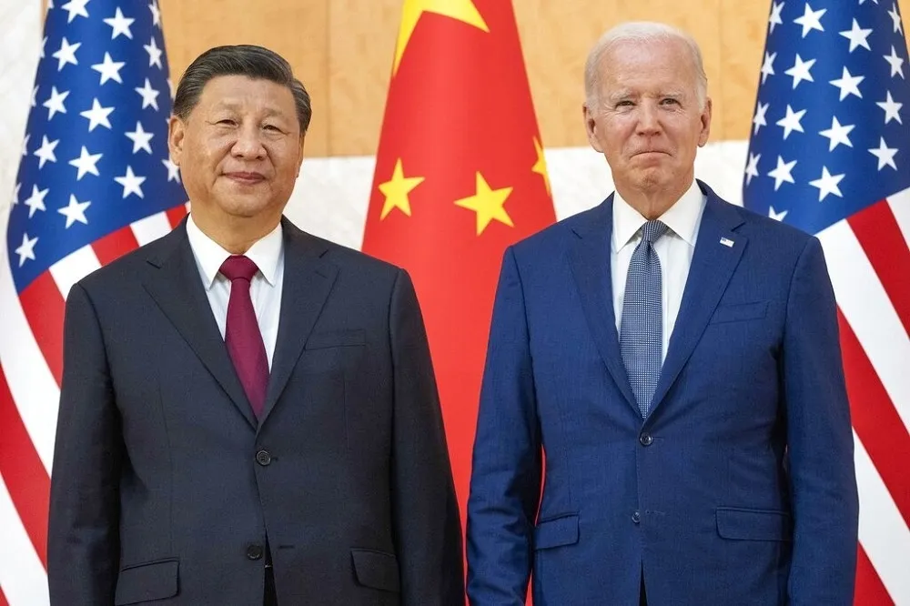 李濠仲專欄：低民調的拜登應比集權一身的習近平睡得安穩