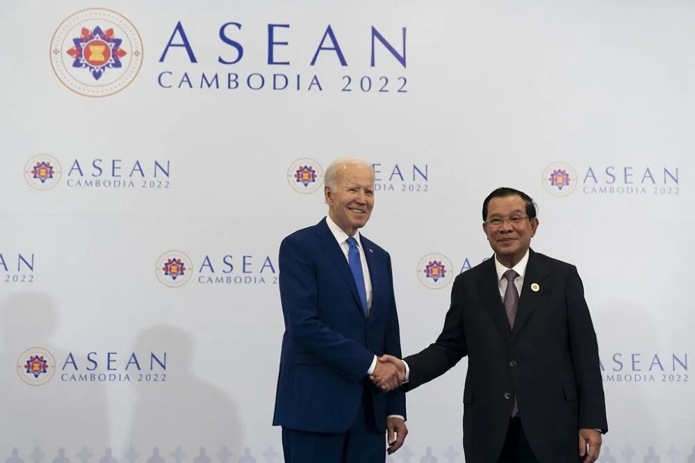 【G20峰會】柬埔寨總理洪森抵印尼後確診　曾會晤拜登等多國領袖