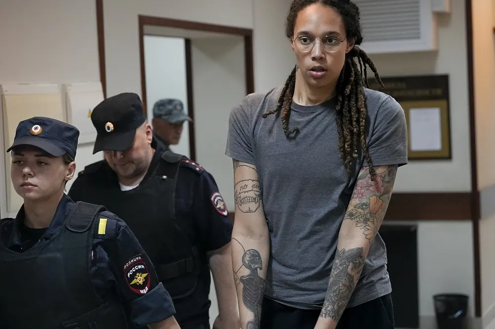 遭俄羅斯判刑9年　WNBA球星被移到「流放監獄」服刑