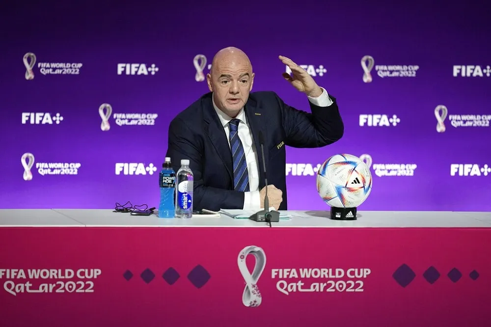 【世足】FIFA主席：觀賽不喝啤酒不會死　對同性戀球迷喊話：世界盃期間將受保護