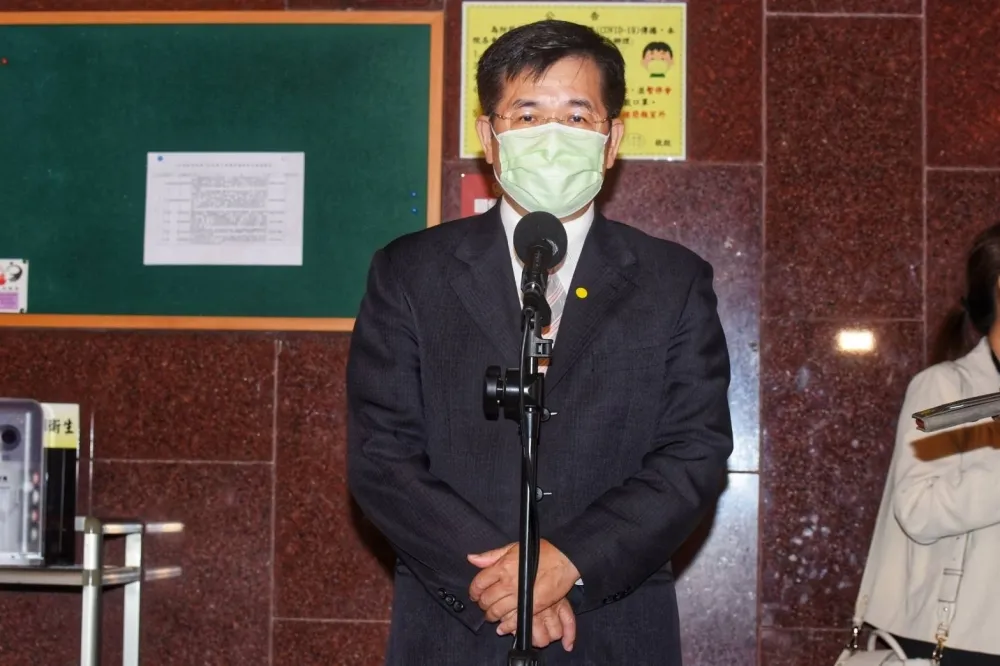 「班班吃石斑」供應不足喊卡？　教育部長承諾一定讓學生吃到４次