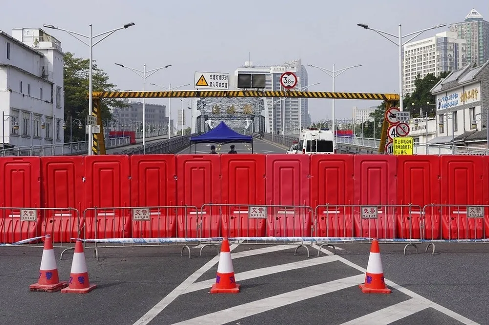 向官方提「十問」網文瘋傳　中共急刪封殺