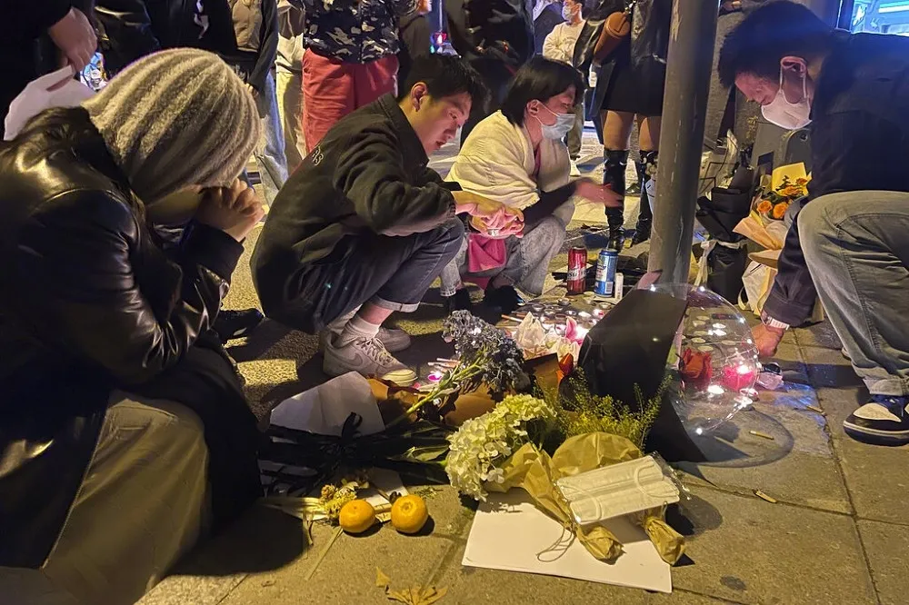 烏魯木齊封控出人命怒火延燒全國   28日有序開放低風險區平息民怨
