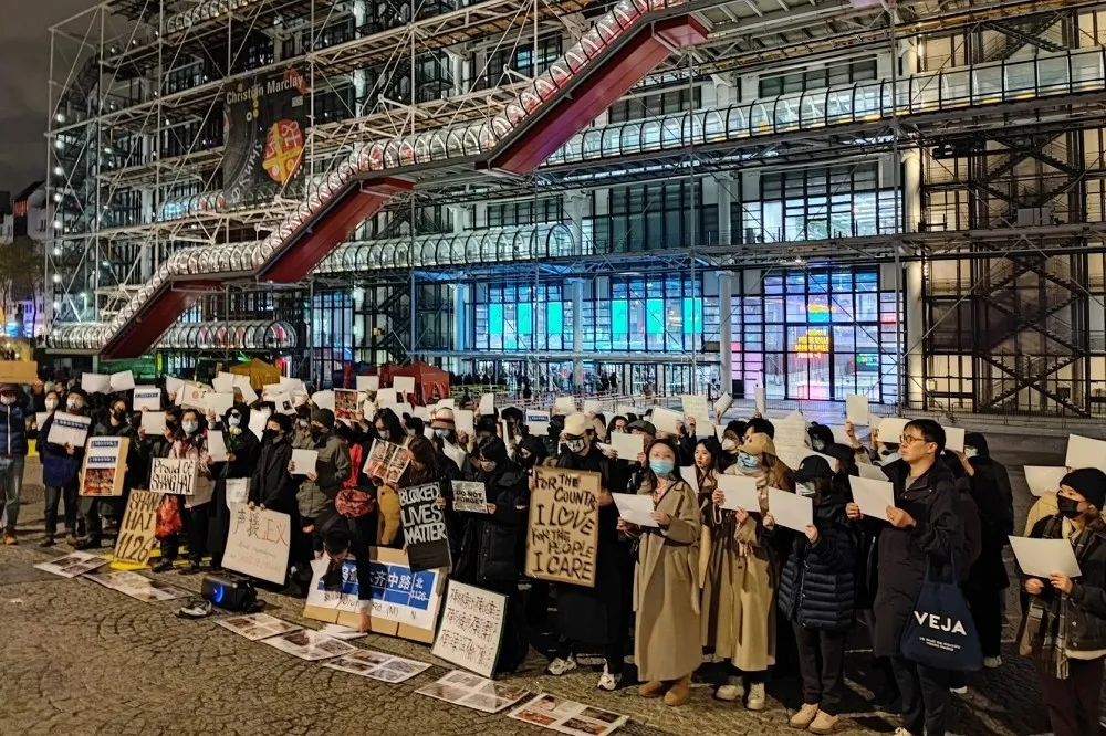 【星火燎原】聲援中國「白紙革命」示威　歐洲多國民眾上街相挺