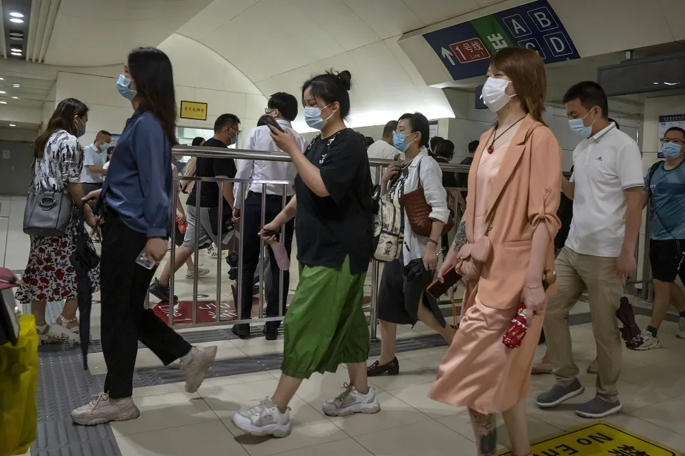 北京上海等21城取消搭地鐵查核酸　山東全省不掃健康碼