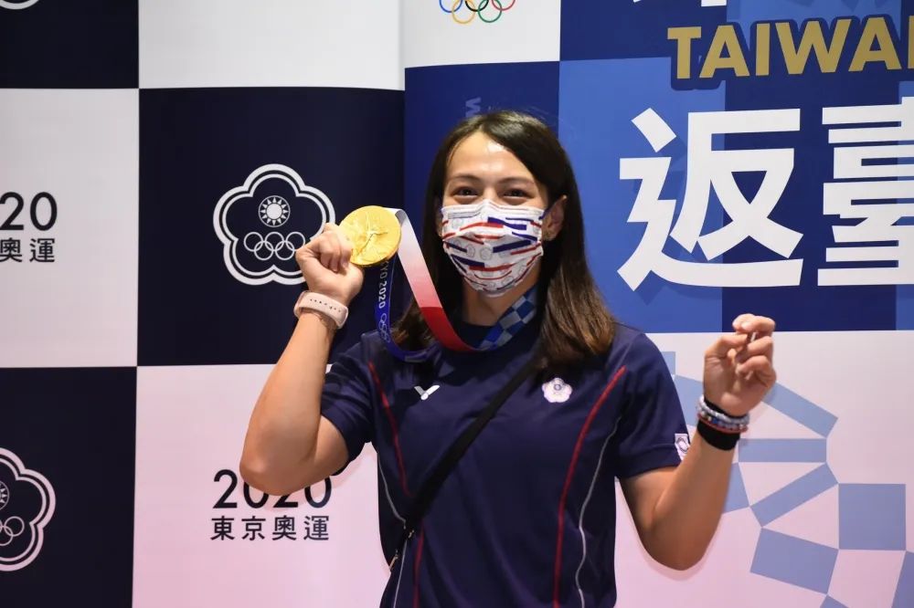 【舉重世錦賽】郭婞淳挑戰5連霸遇勁敵　東奧加拿大金牌選手來勢洶洶