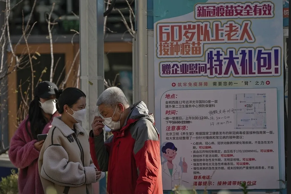 【解封亂象】中國「核酸盛世」不再　全民瘋搶退燒藥、快篩試劑