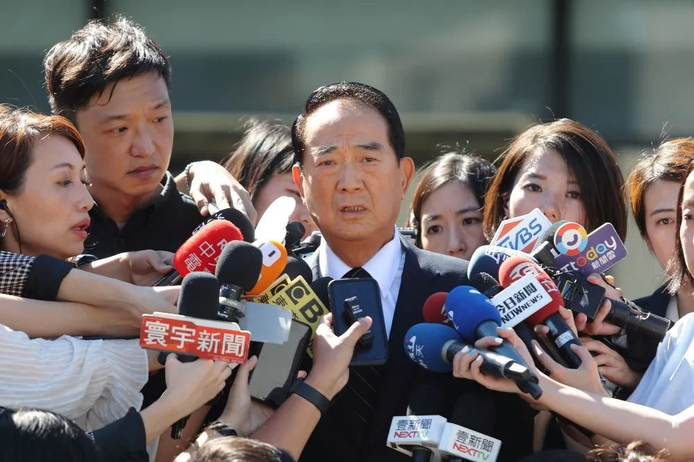 金酒遭暫停進口！陳玉珍急飛廈門談小三通　宋楚瑜下午接力出發