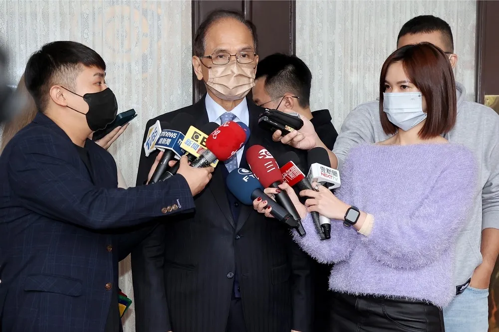 高虹安國會辦公室遭搜索 　 游錫堃、柯建銘：尊重檢調依法辦理