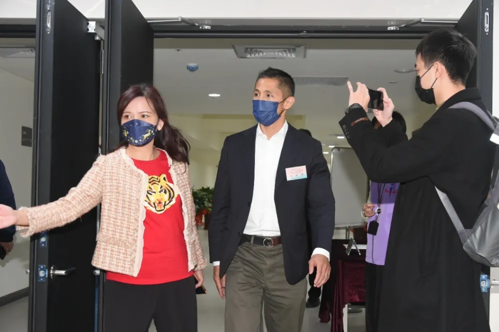 黑道+金流爭議敗掉好感度　網路數據曝吳怡農恐「林智堅化」