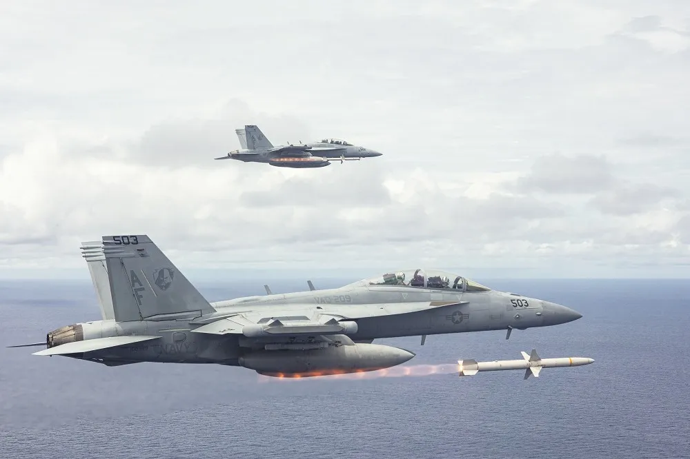 美國軍援烏克蘭最新大禮包曝光　AGM-88、JDAM將成反攻利器