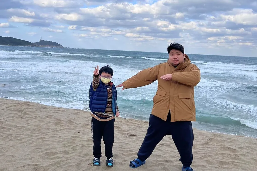 不死鳥登場！《英雄聯盟》統神宣布成功收購戰隊，誠徵下路雙人組斜咖別來...