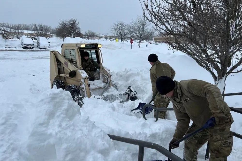 【北美世紀暴風雪】紐約州水牛城成重災區至少27死　州長警告還沒結束