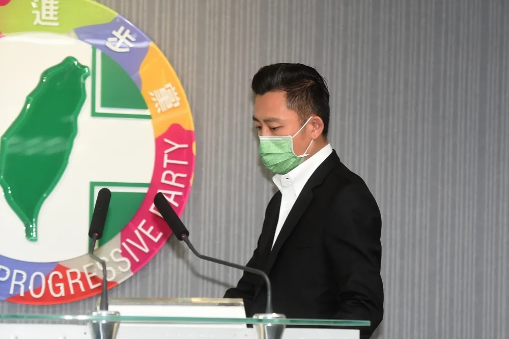 【綠敗選檢討】論文爭議外溢影響選情　林智堅致歉：選桃園市長非人生規劃　