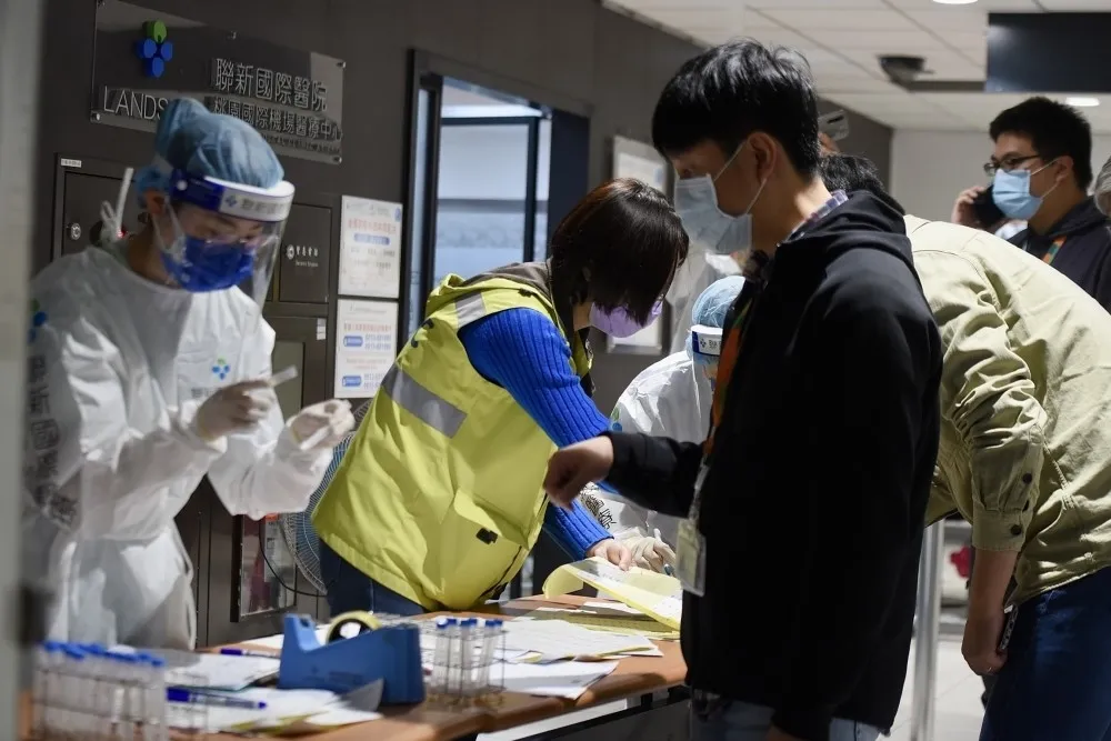 中國經港澳轉機返台旅客　1/6至1/31需提供入境檢疫證明