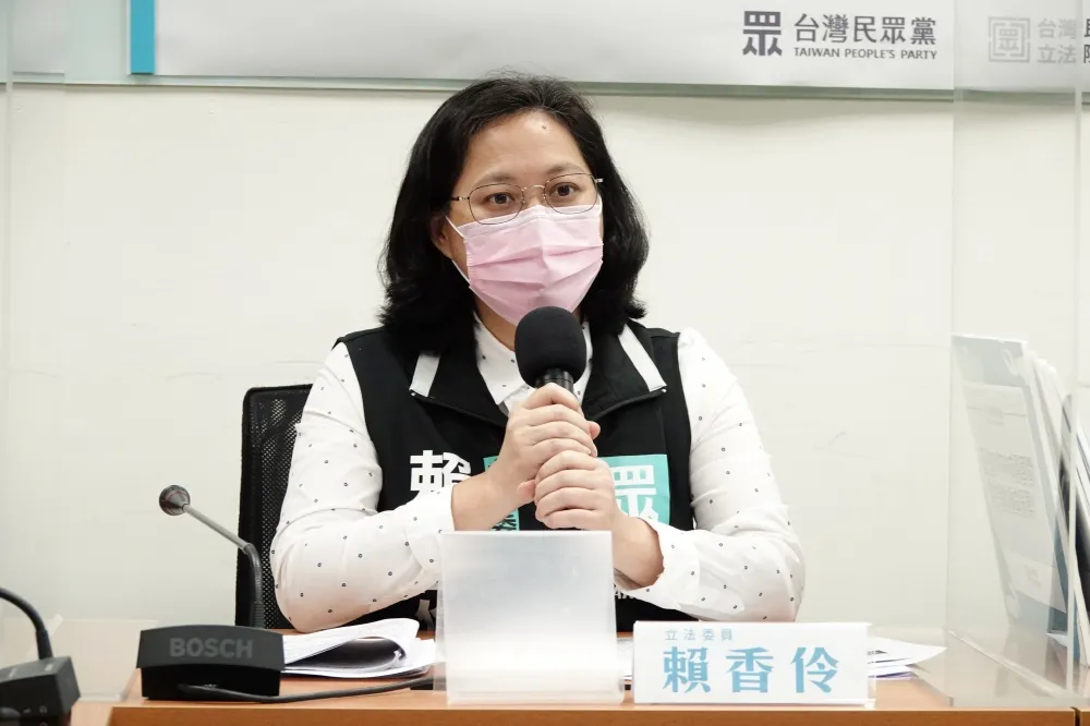 長榮航勤風波燒2天　賴香伶批桃市勞動局態度消極「很傻眼」