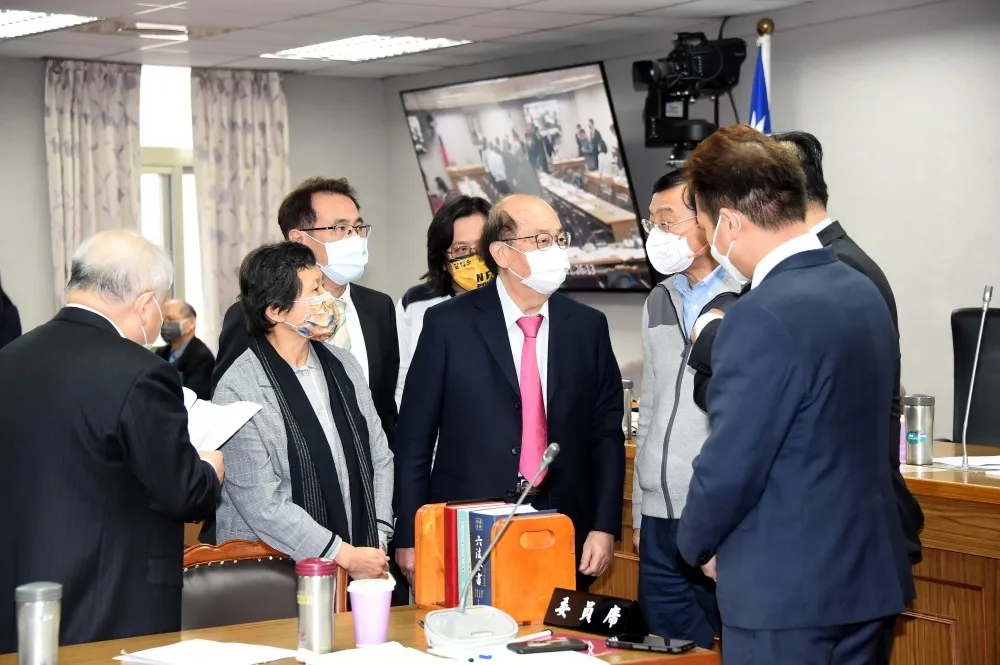 【總預算協商飆髒話】時力111提案內容都一樣　邱顯智對柯建銘罵「Ｘ」事後道歉