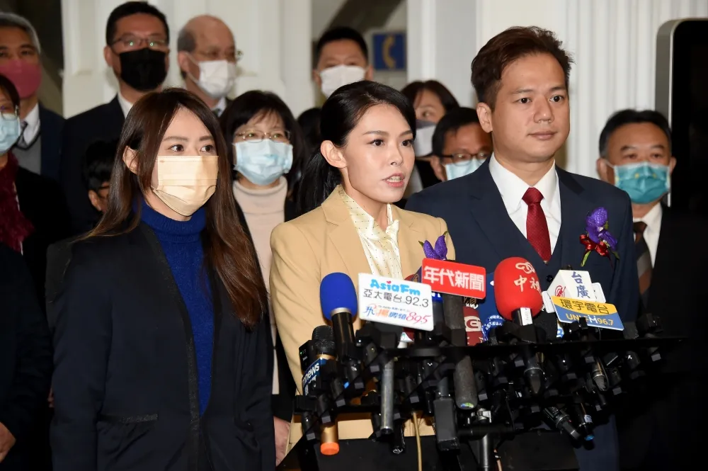 新竹棒球場啟用時程未定　高虹安質疑估驗程序未完「為何讓廠商輕易過關」