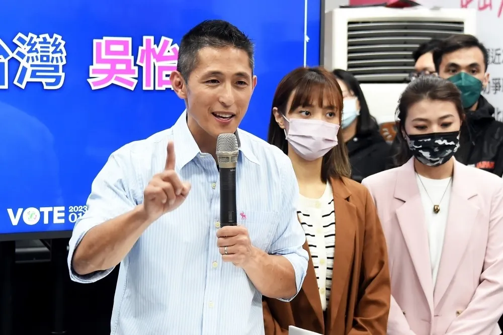 吳怡農深夜發文感謝戰友　一路走來「從來沒有一刻是孤單的」