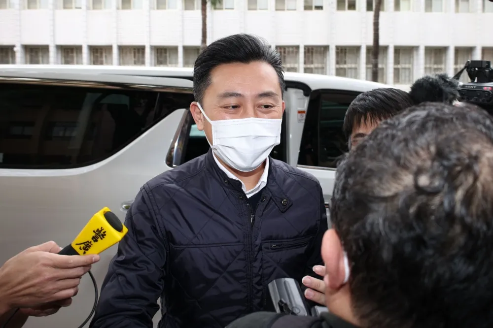 【台大論文抄襲案】林智堅出庭答辯「自己才是受害人」　余正煌律師轟：太荒謬